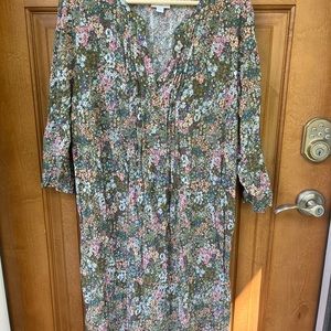 Lightweight cotton dress with perfect pleats